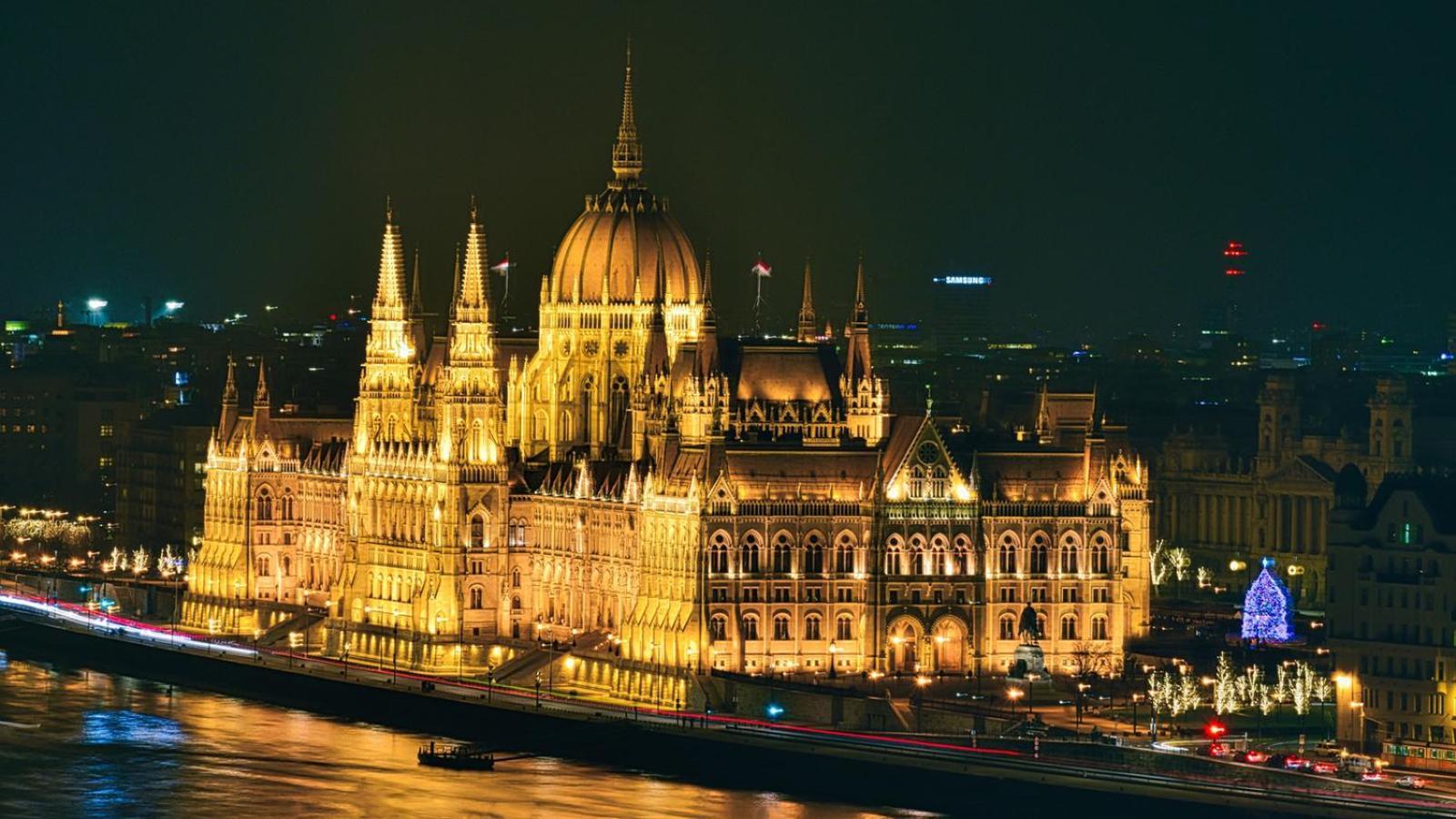 New York Palace 2Th Apartment In The Downtown Будапеща Екстериор снимка